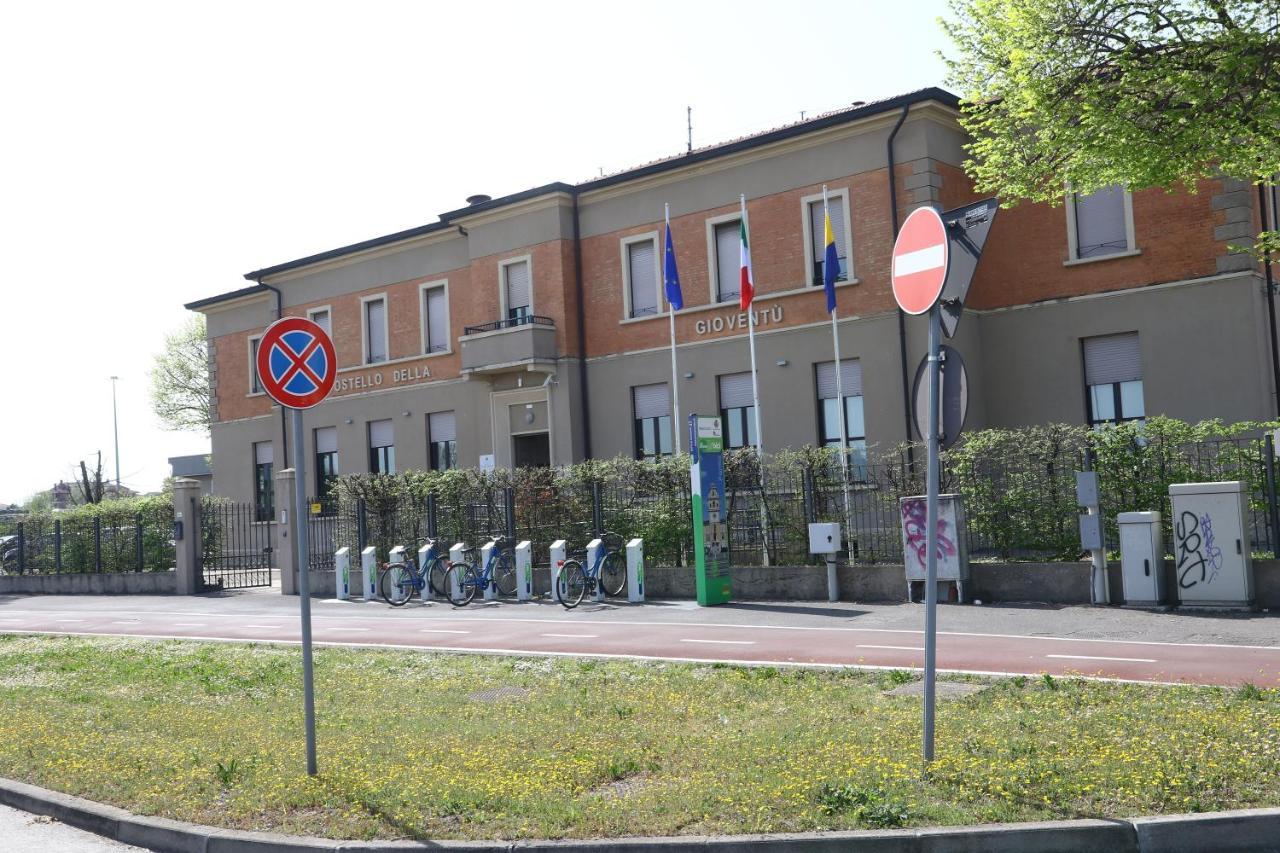 Student'S Hostel Parma Exterior photo